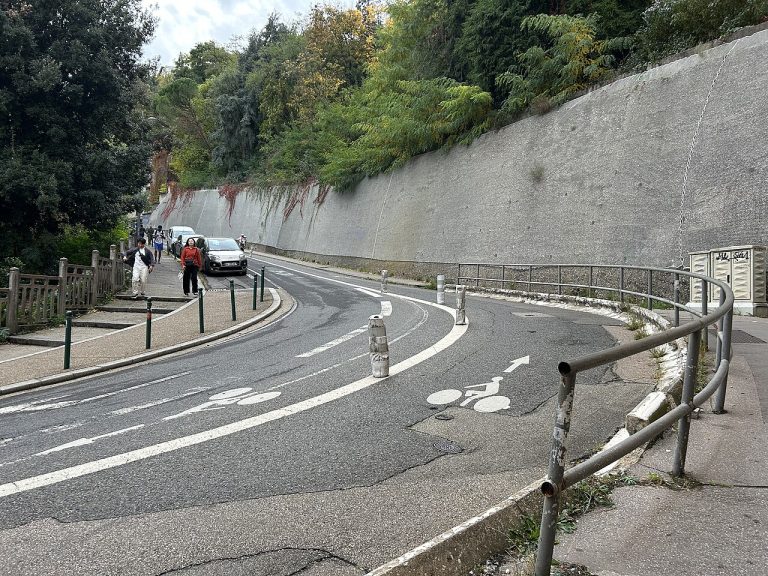 Lyon 5e : après deux accidents à vélo, la montée du Chemin-Neuf inquiète les riverains